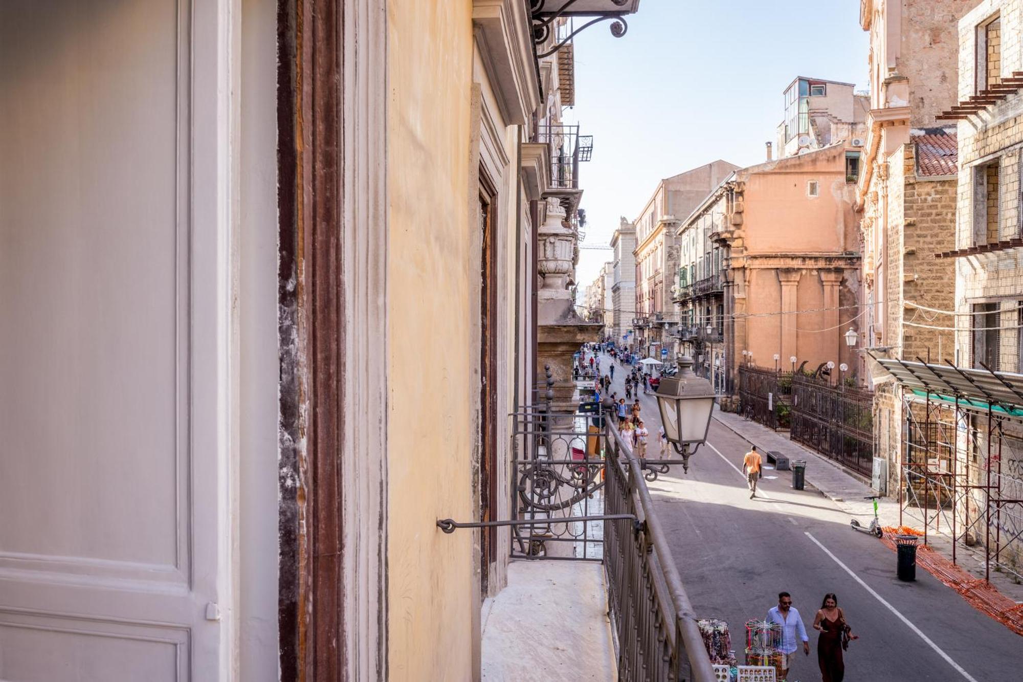 124 Maqueda Apartments Palermo Exterior photo