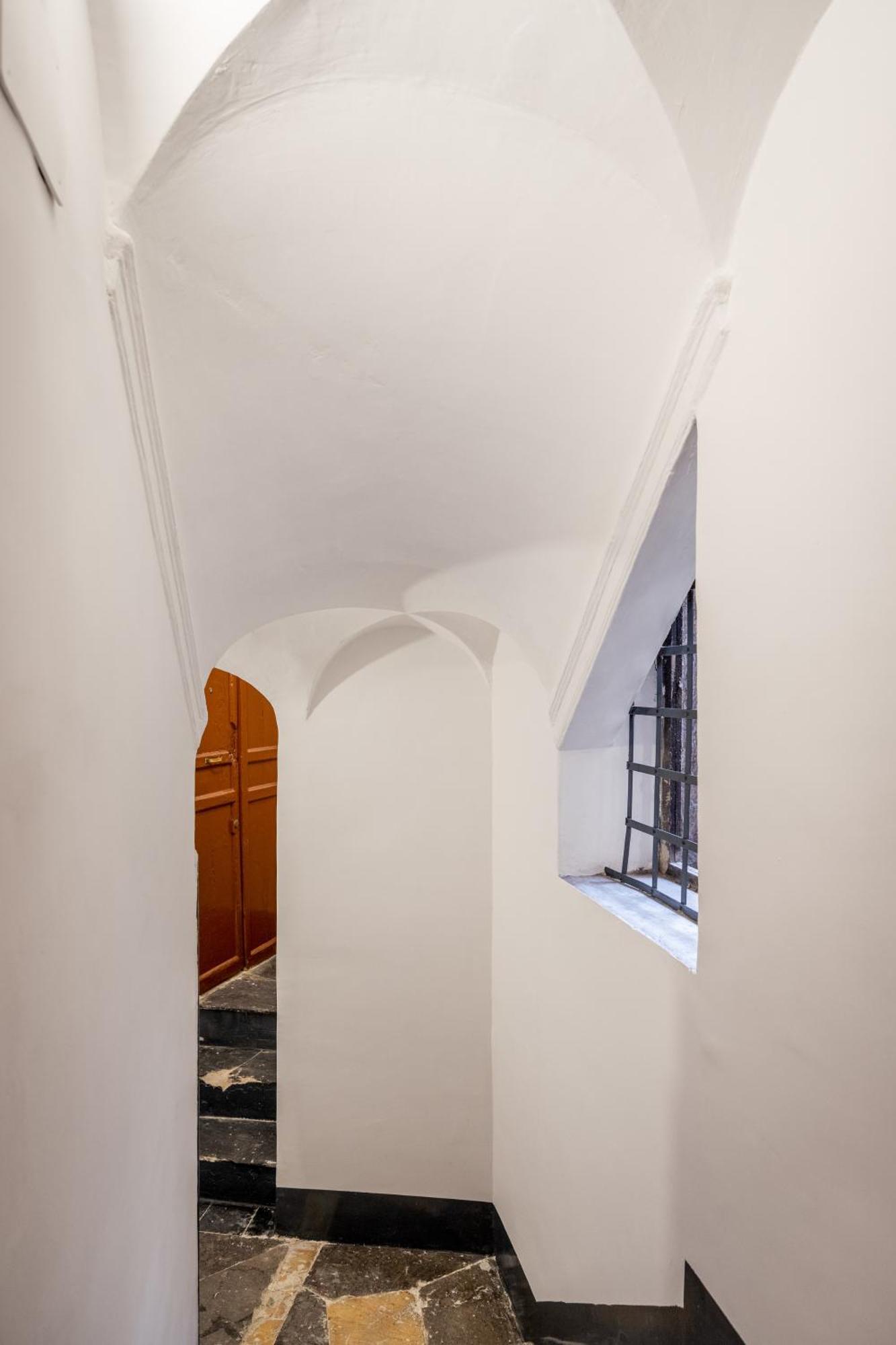 124 Maqueda Apartments Palermo Exterior photo